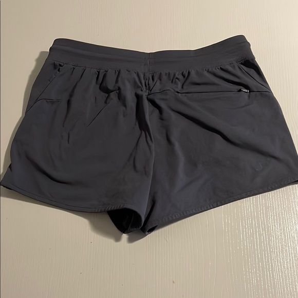 Uniqlo Black Athletic Shorts Lightweight Performance - Picture 8 of 10